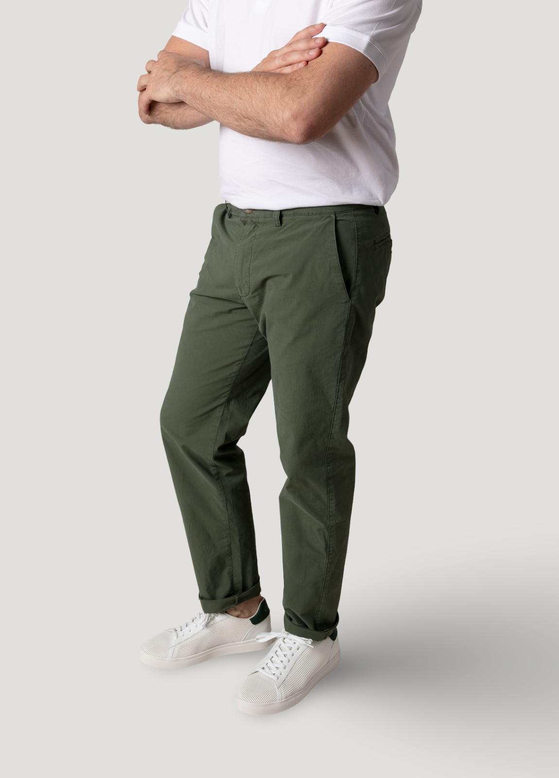 Pantalón casual chino verde