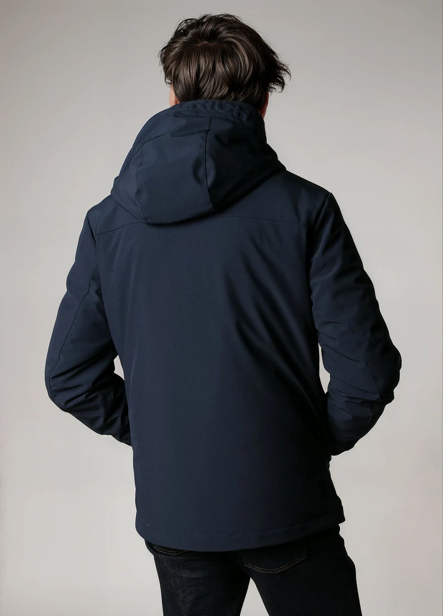 Cazadora técnica azul marino