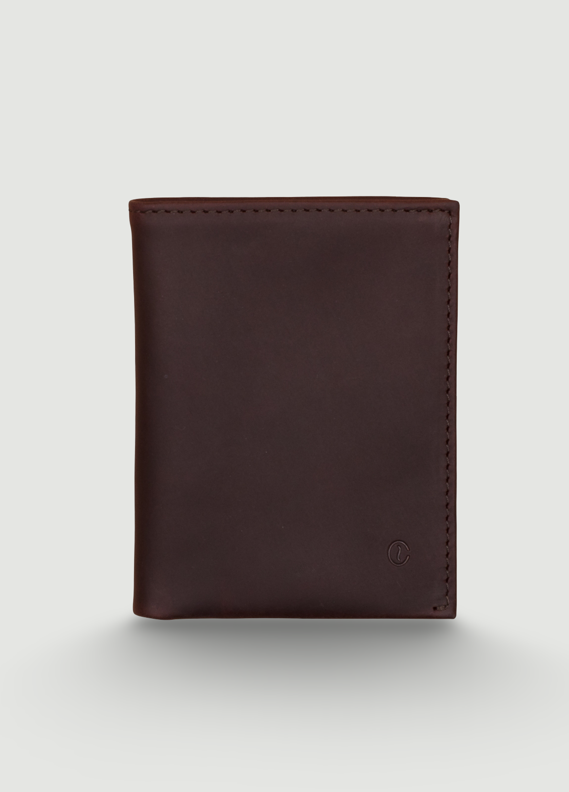 Billetero de piel color marrón oscuro