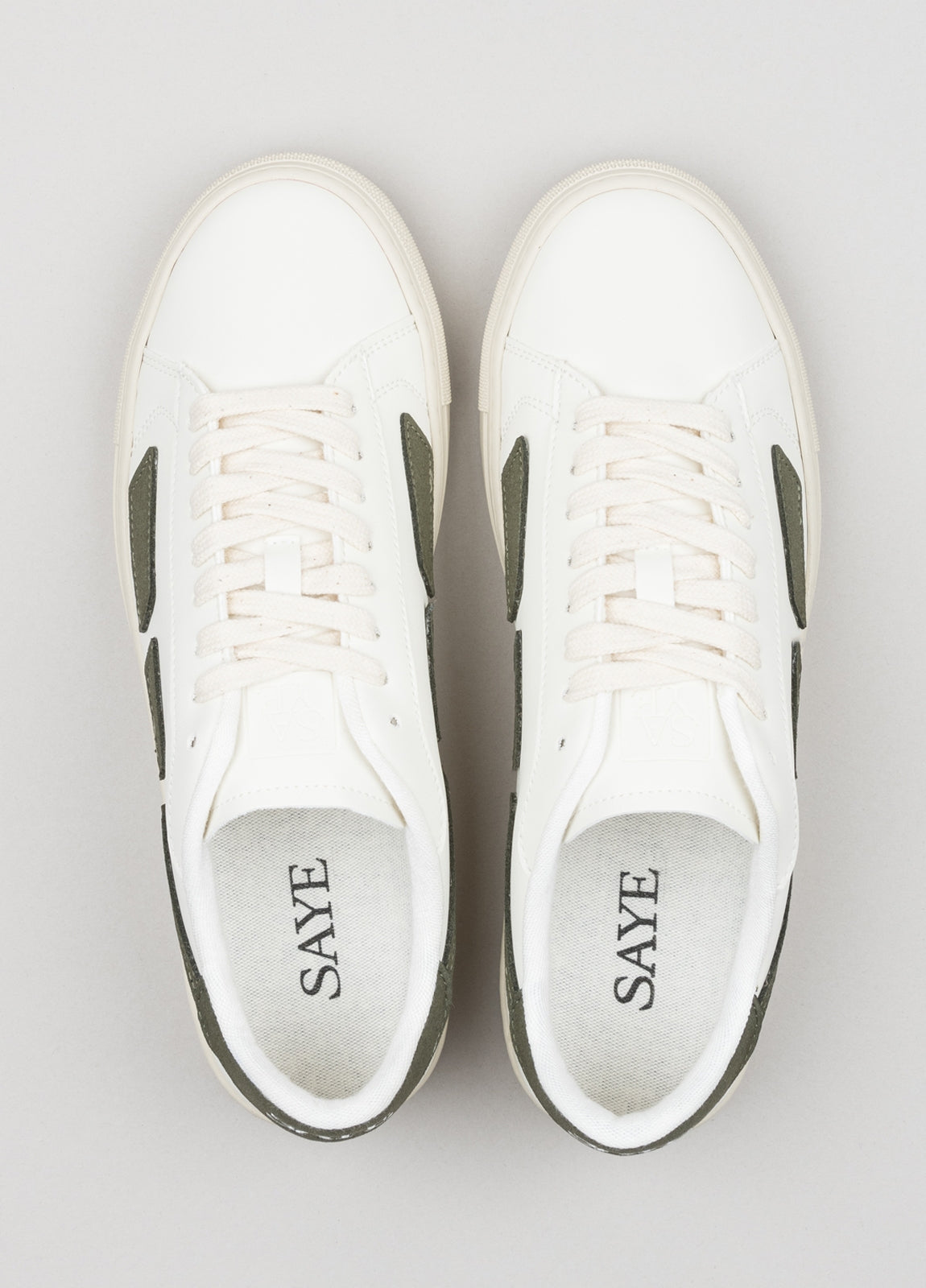 Sneakers blanco y kaki