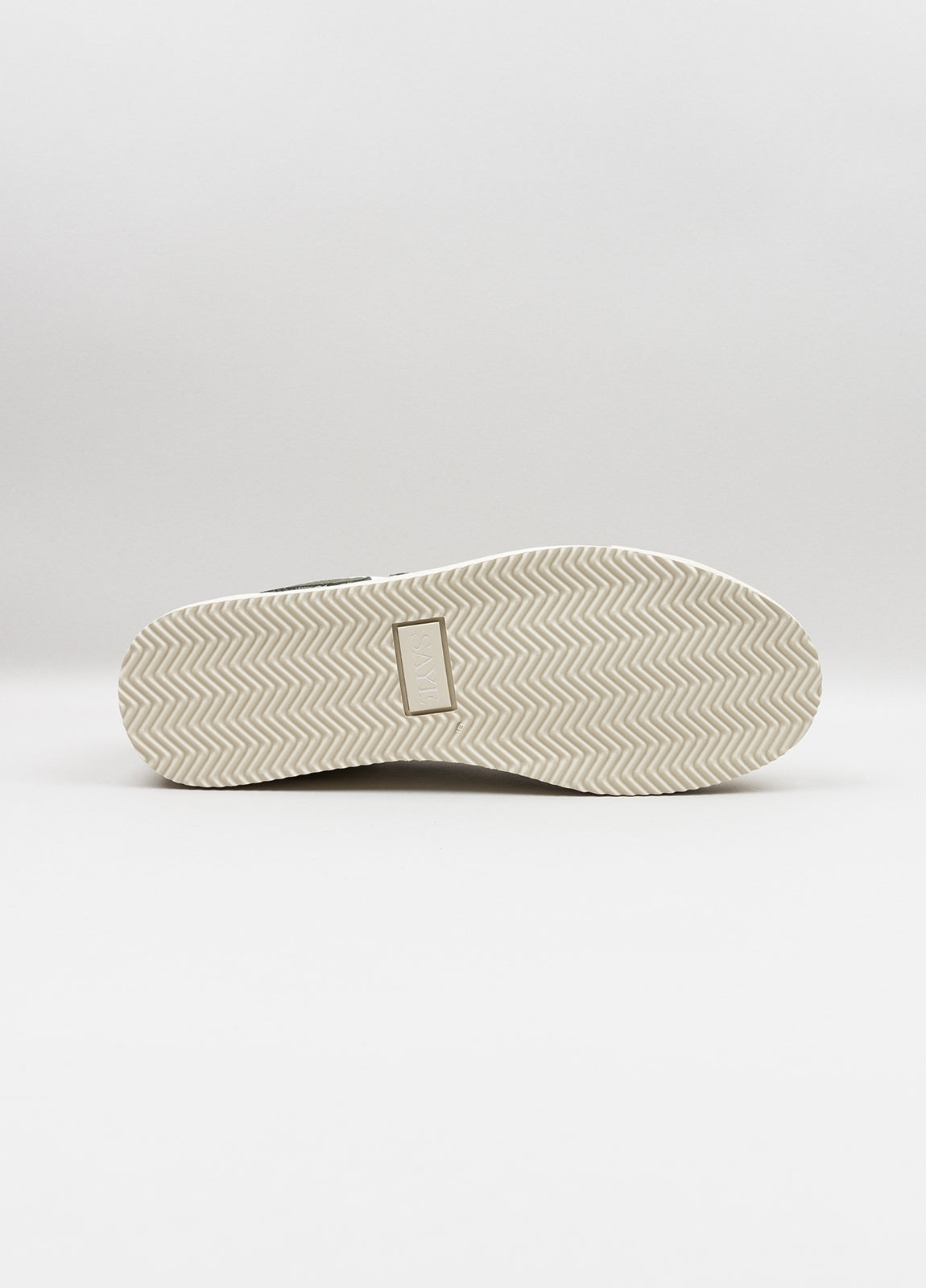 Sneakers blanco y kaki