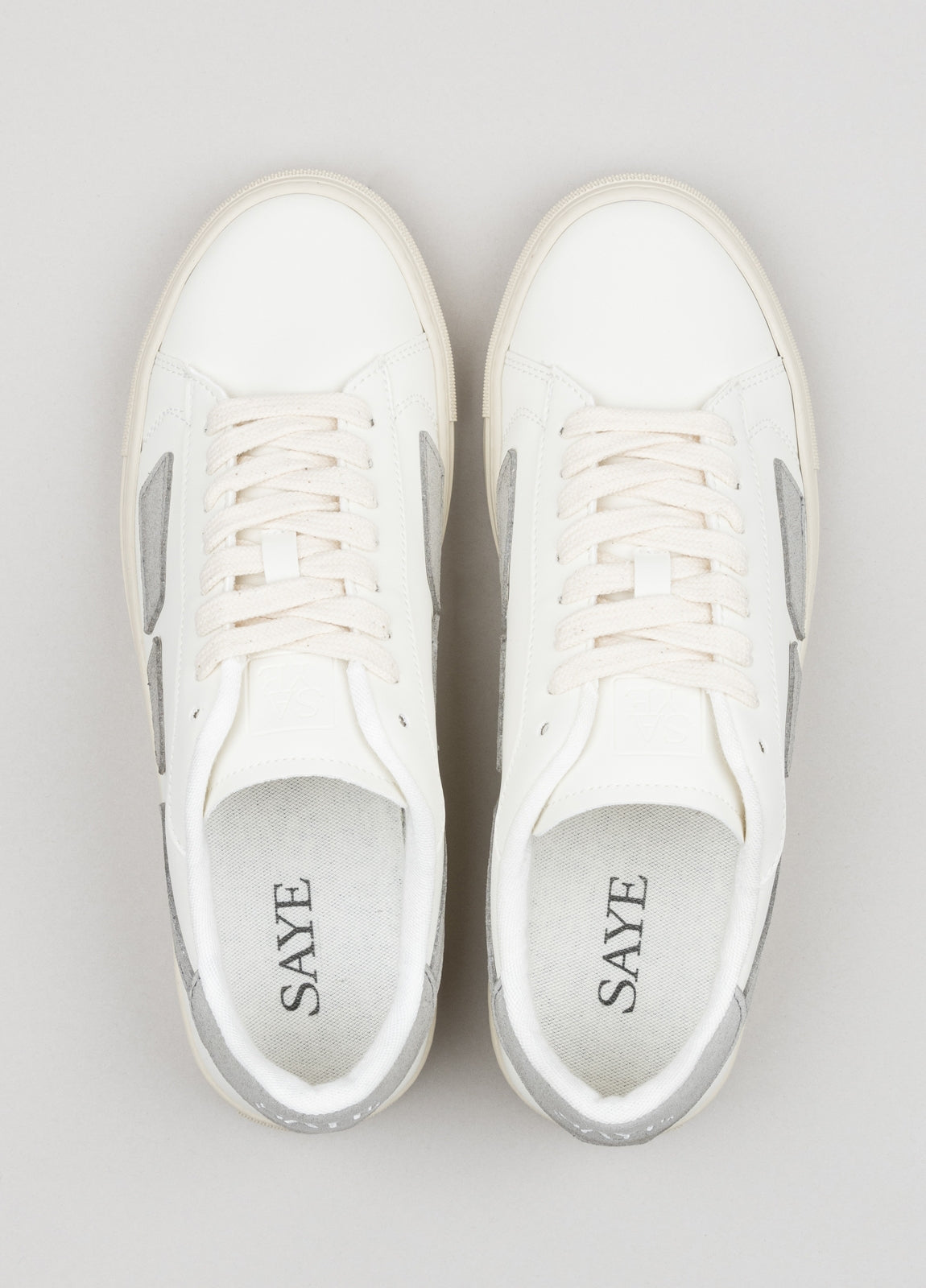 Sneakers blanco y gris