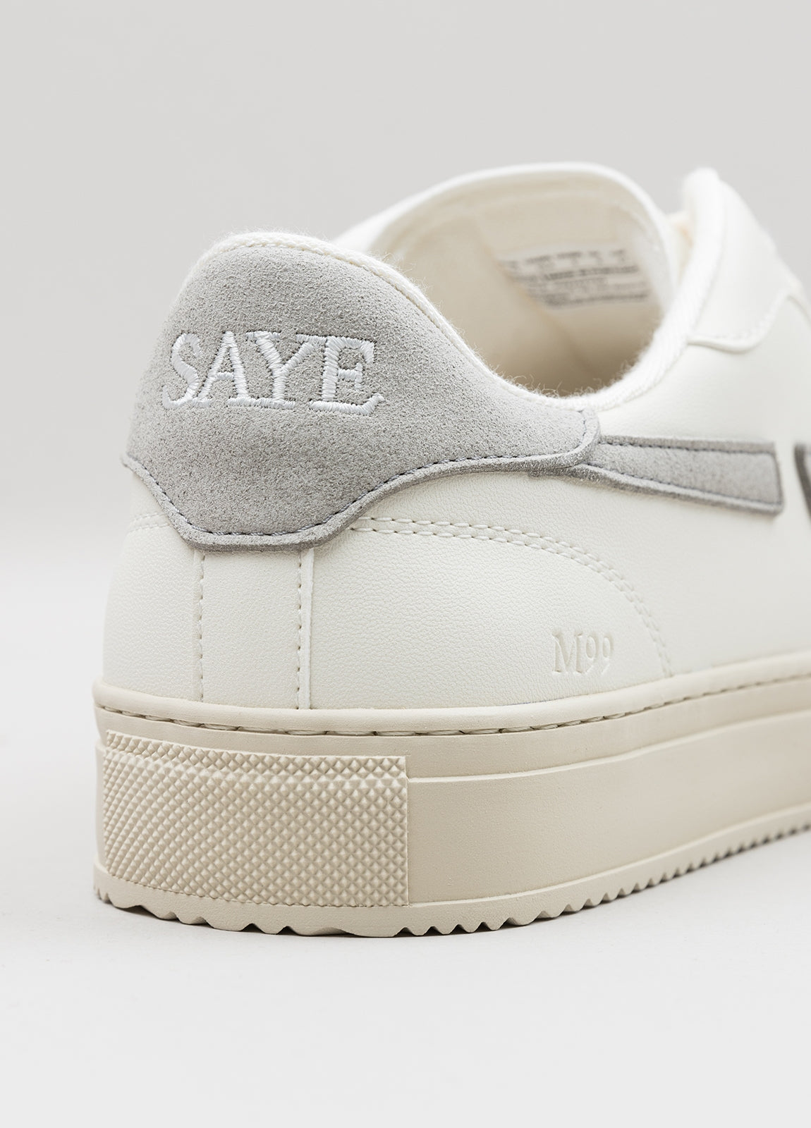 Sneakers blanco y gris