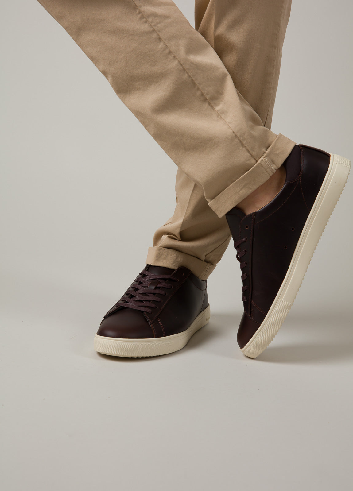 Pantalón chino gabardina arena