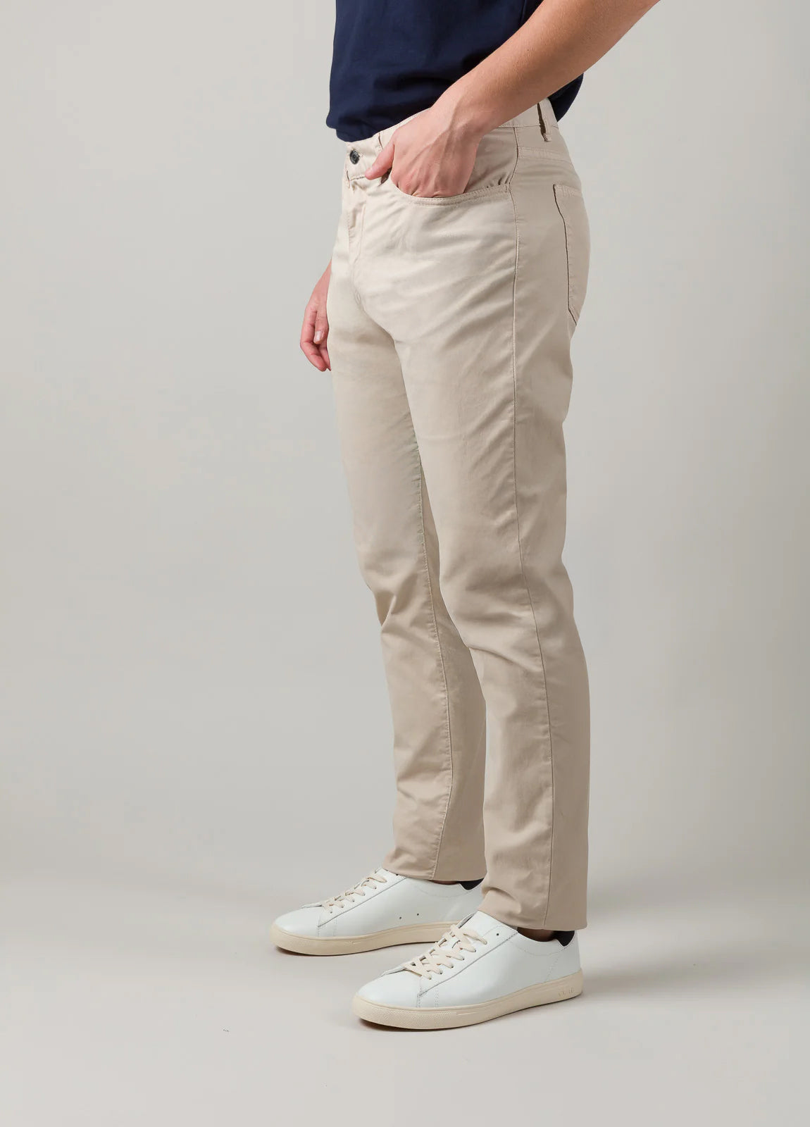 Pantalón cinco bolsillos arena