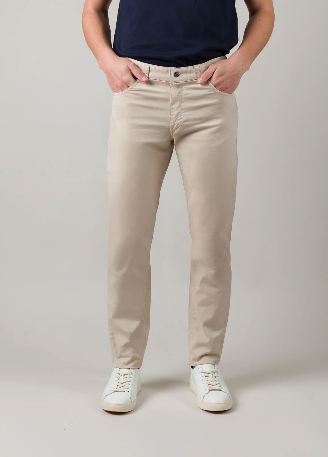 Pantalón cinco bolsillos arena