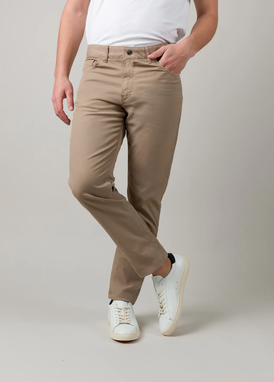 Pantalón cinco bolsillos visón
