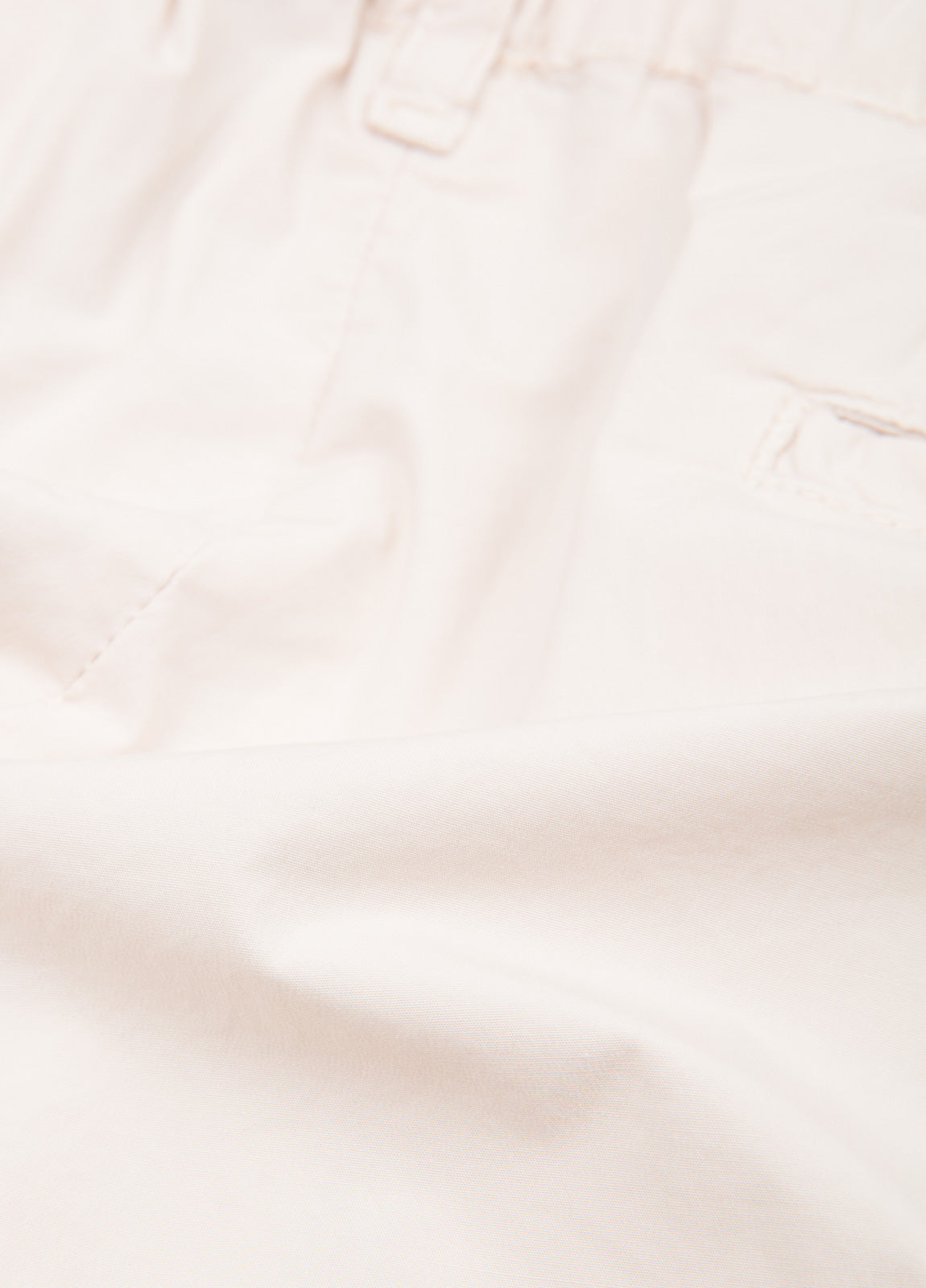 Pantalón sport crudo