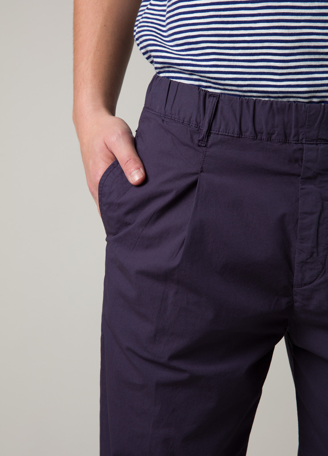 Pantalón sport marino