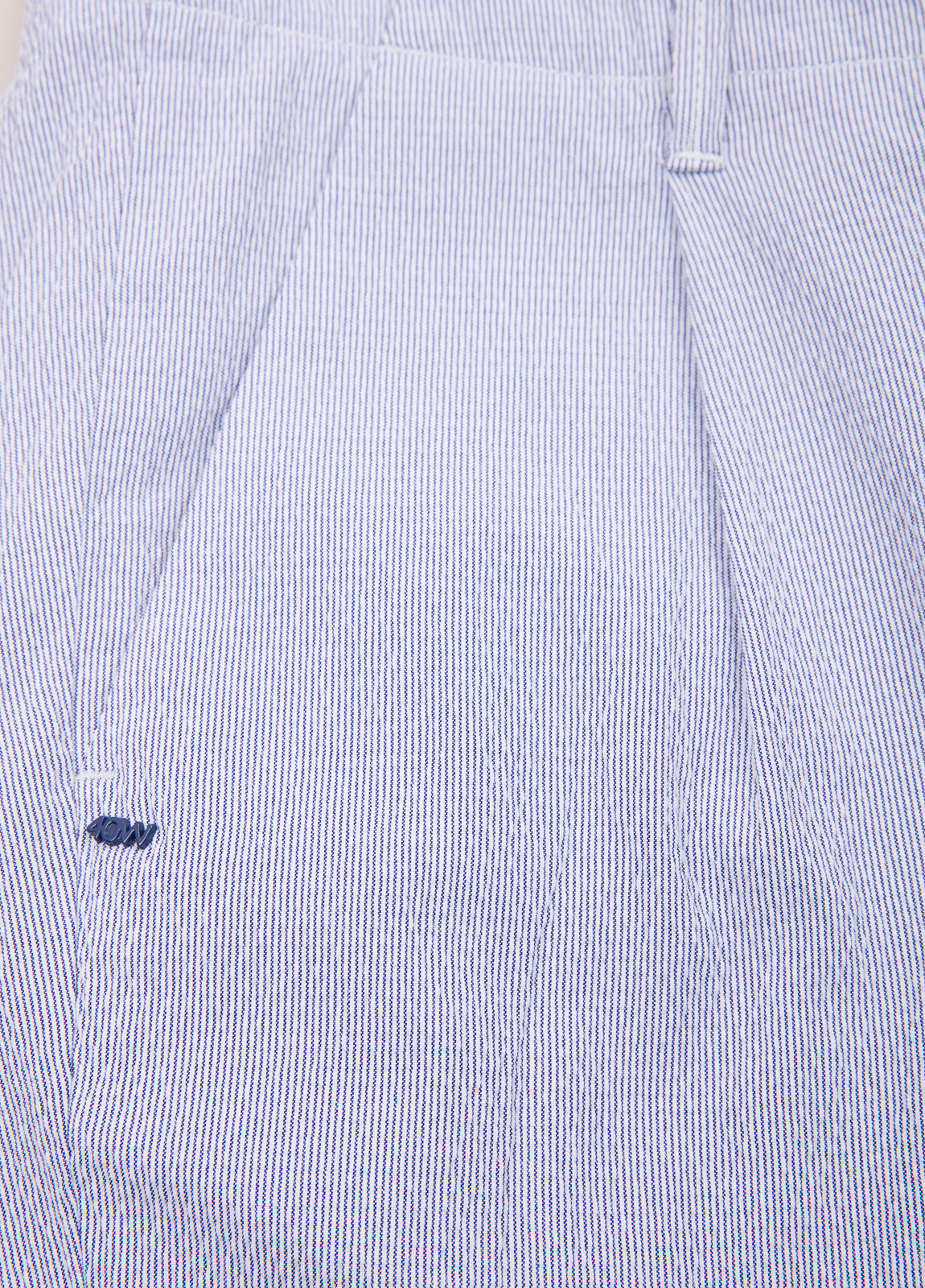 Pantalón sport rayas celeste