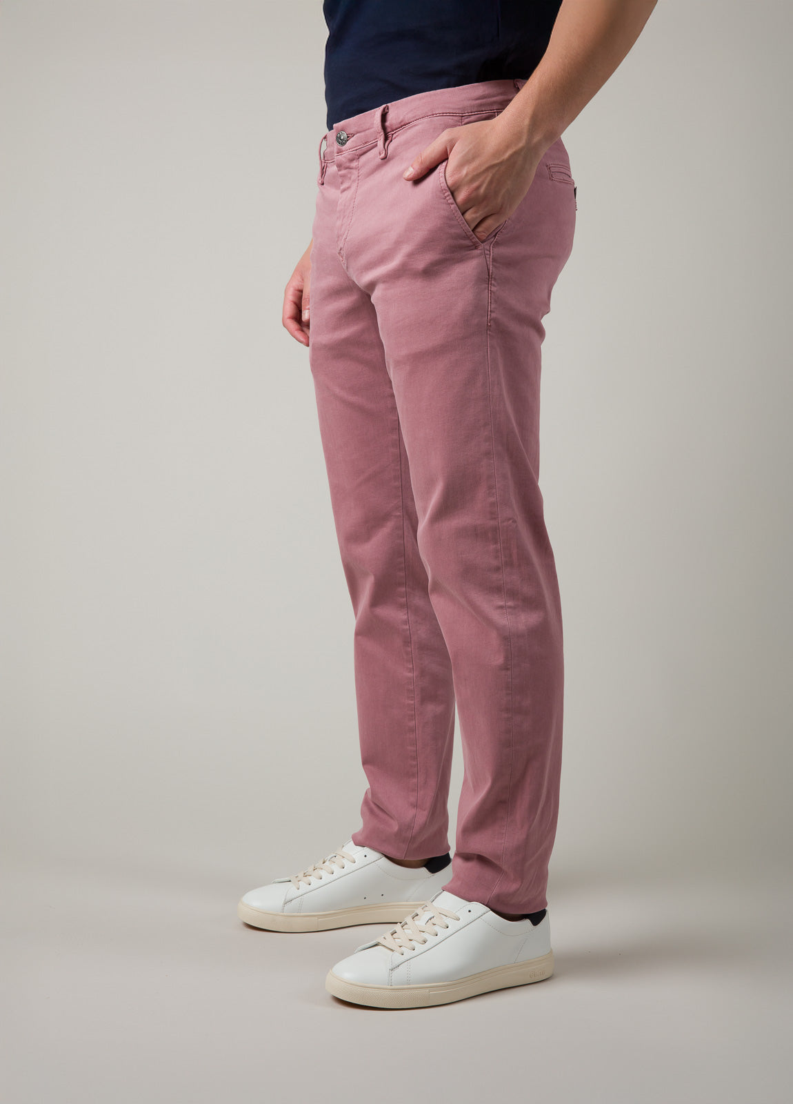 Pantalón chino rosa