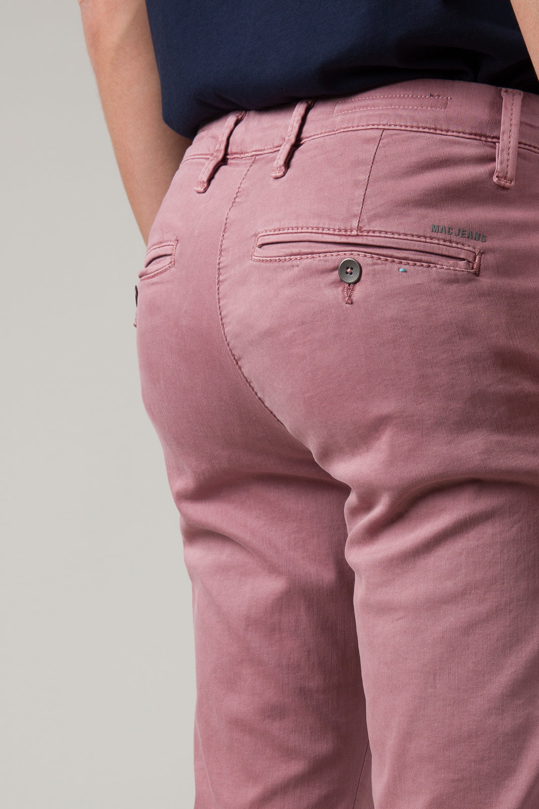 Pantalón chino rosa