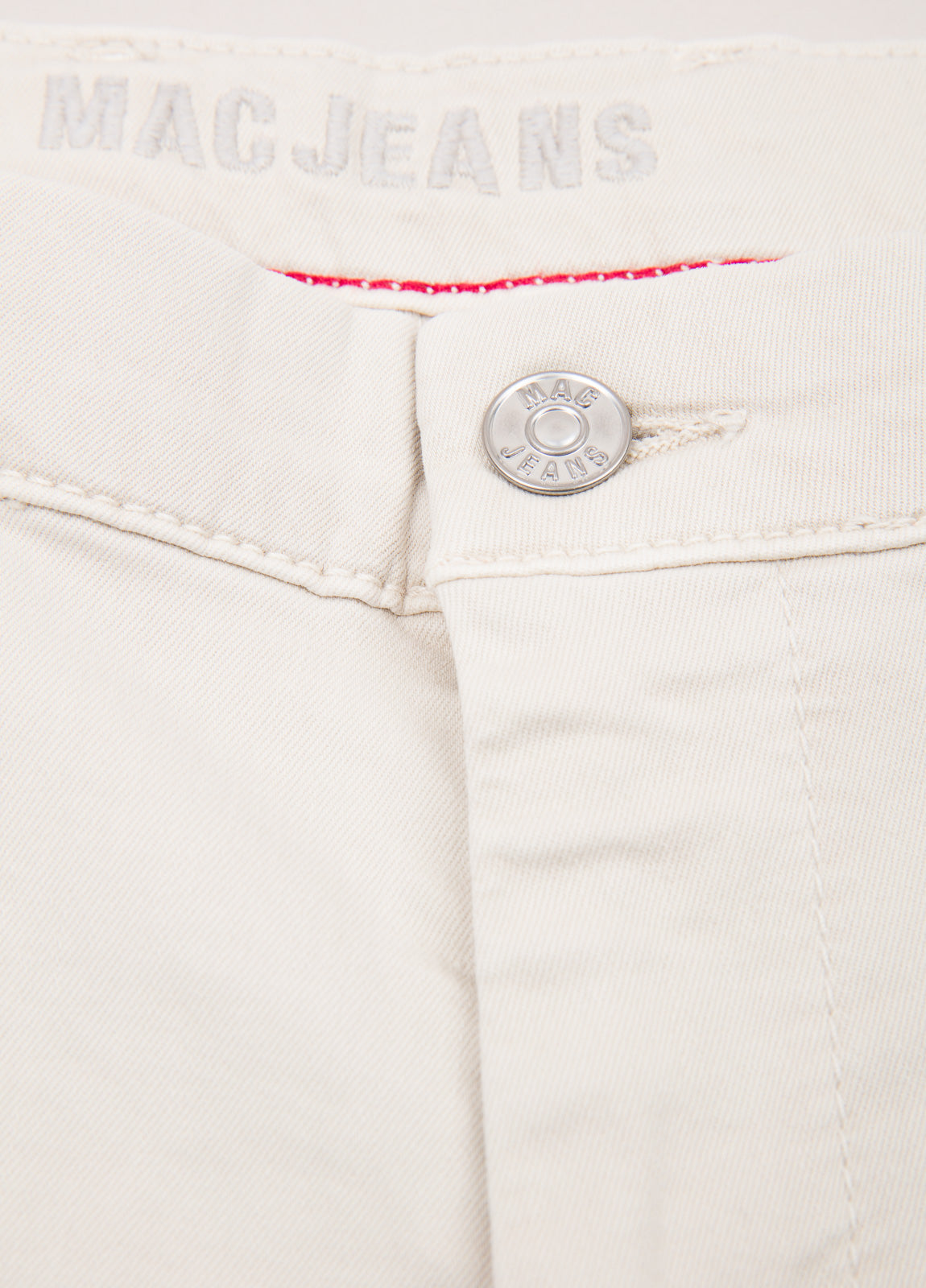 Pantalón chino beige