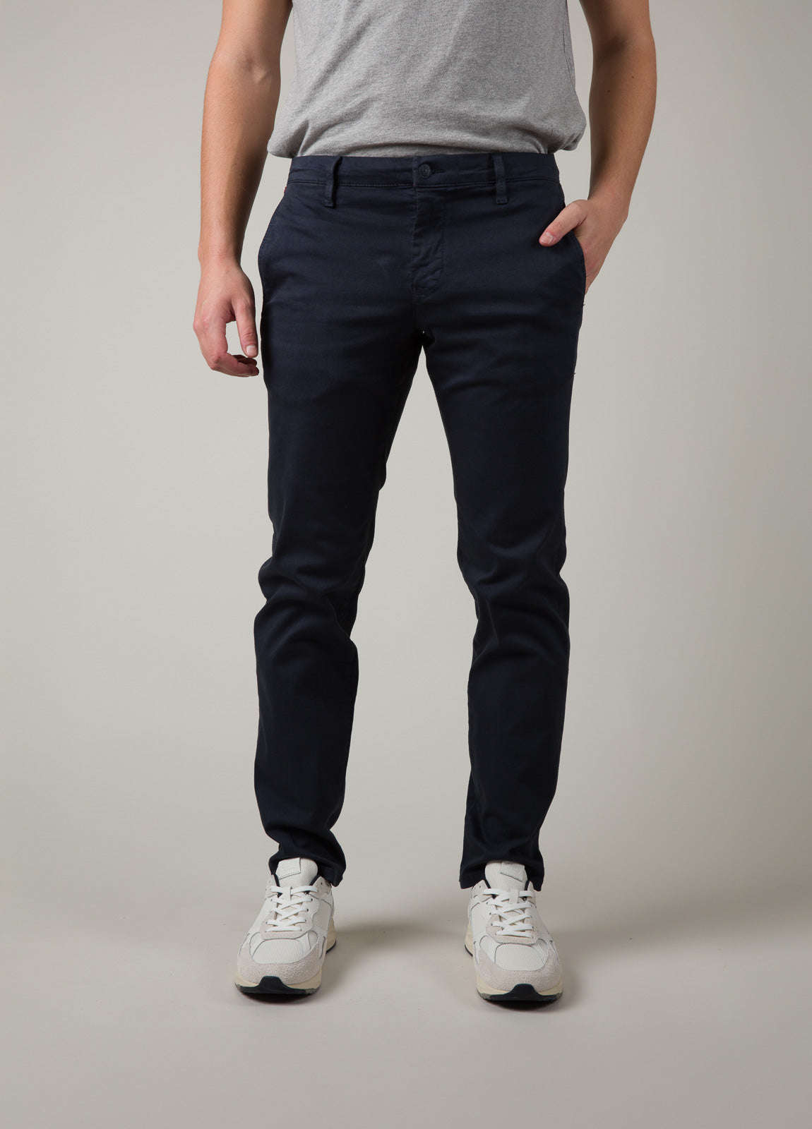 Pantalón chino marino