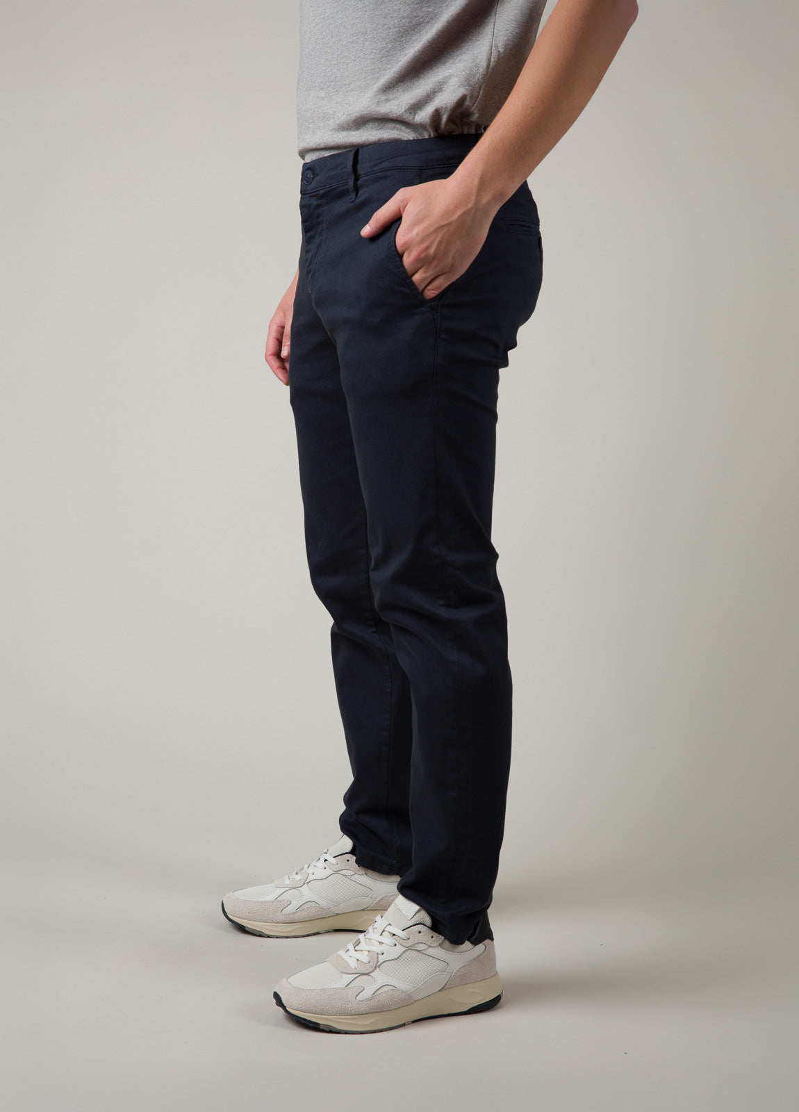 Pantalón chino marino