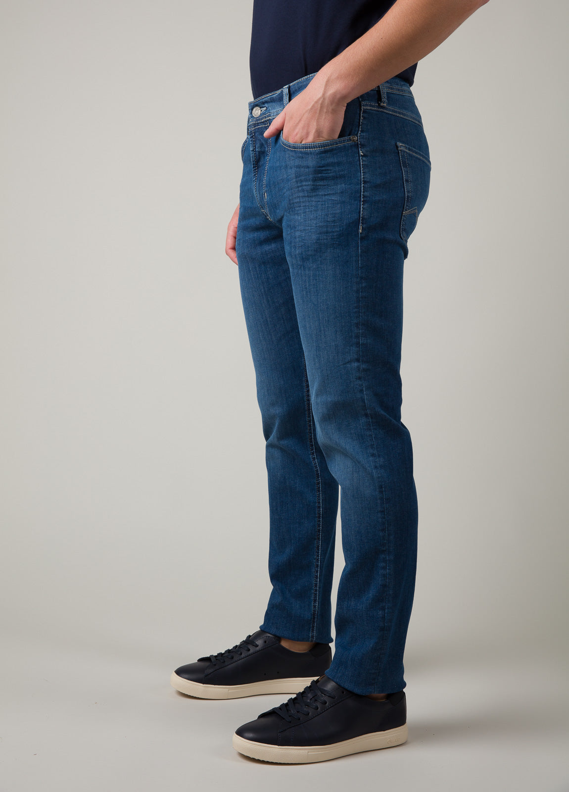 Pantalón tejano denim medio