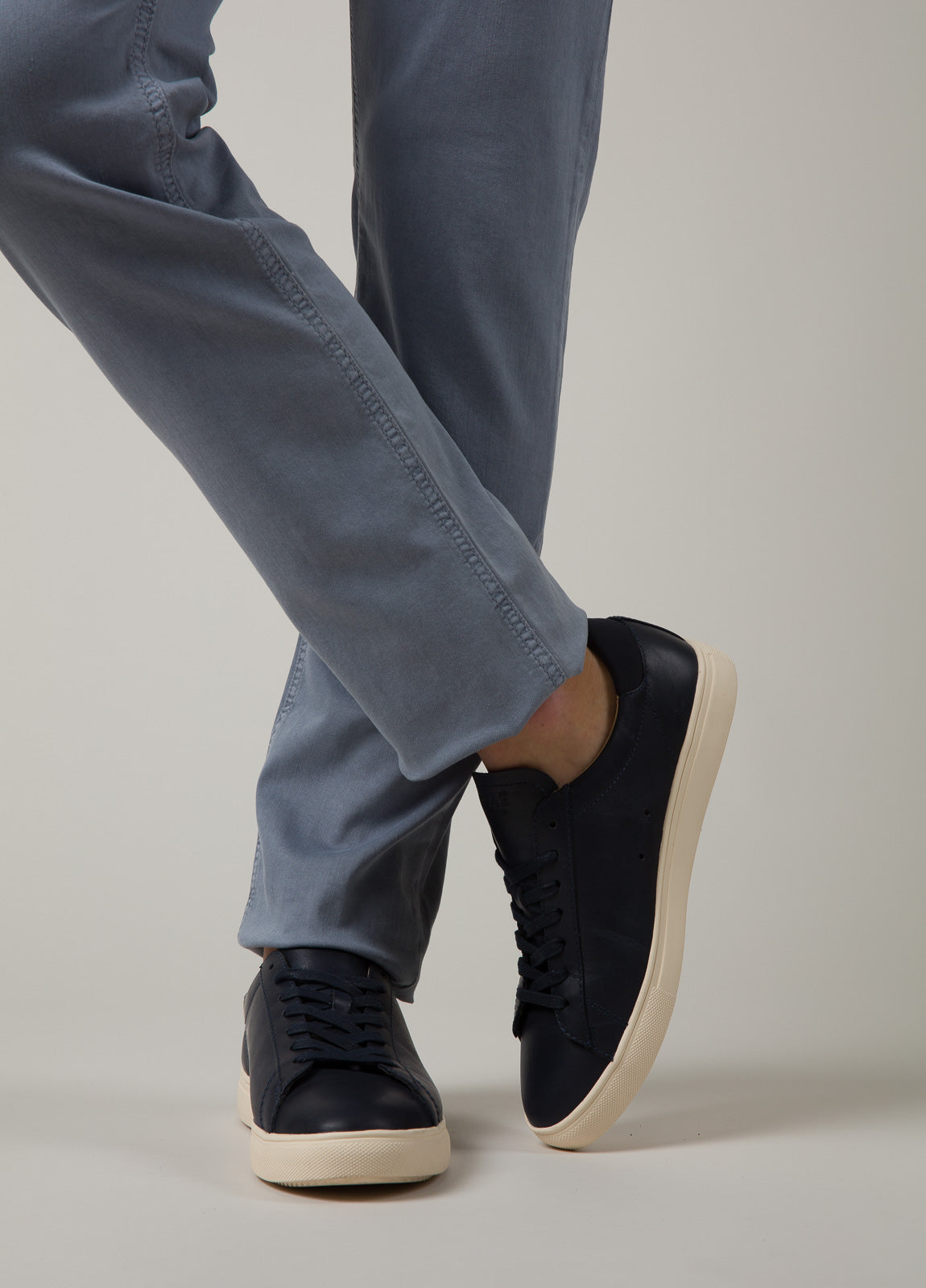 Pantalón cinco bolsillos azul