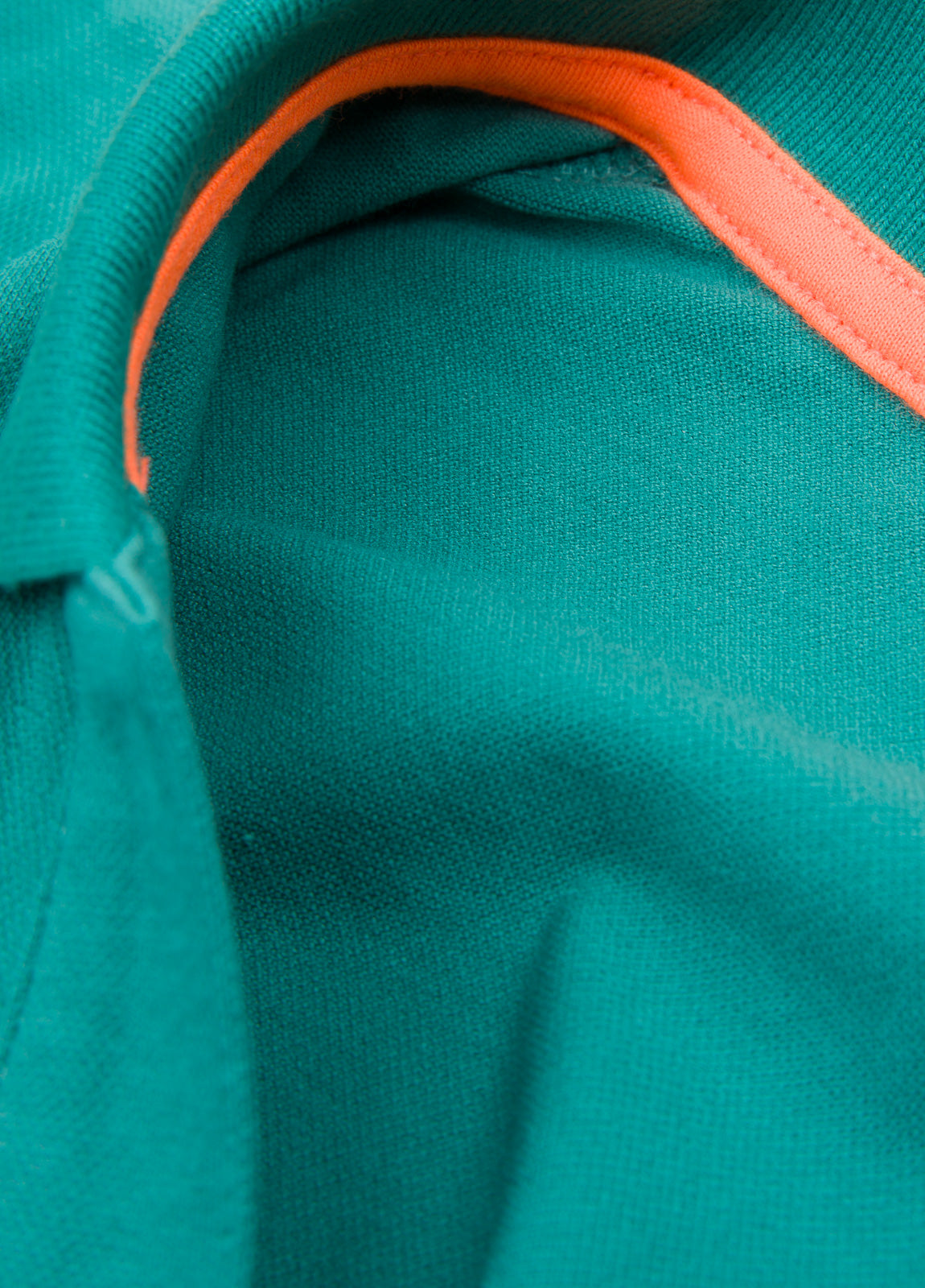 Polo cuello V verde