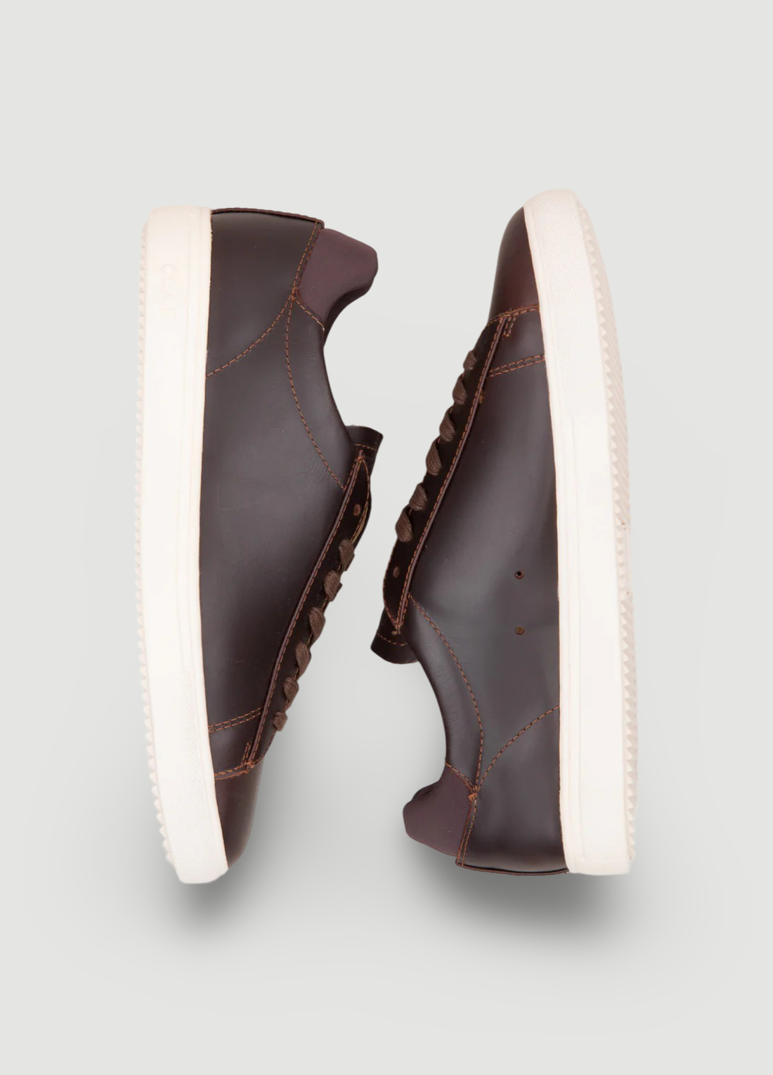 Zapatilla deportivas color marron