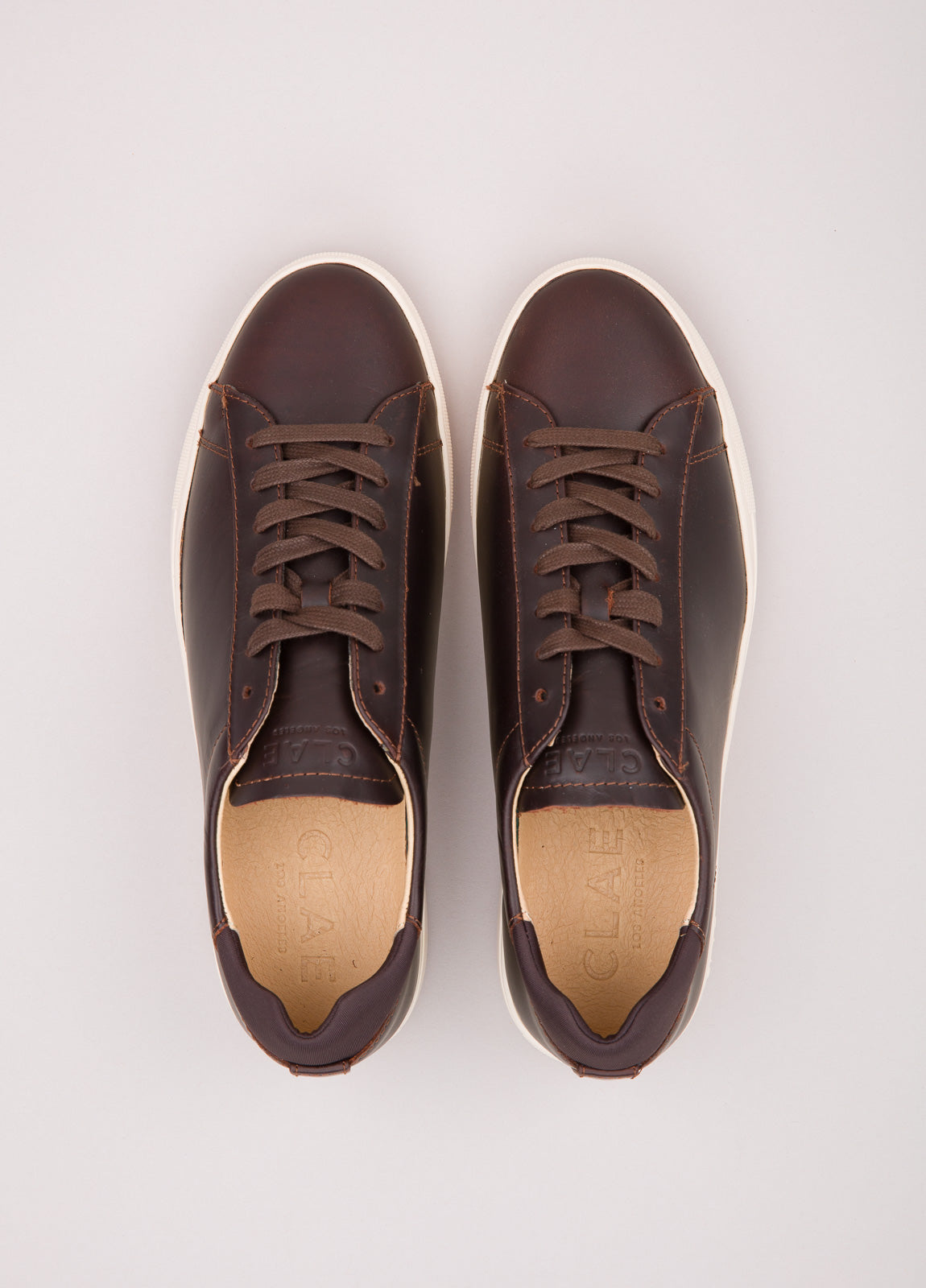Zapatilla deportivas color marron