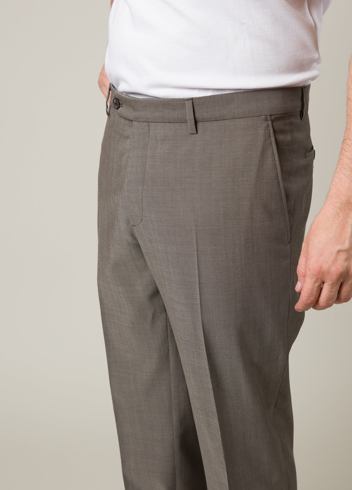 Traje micro grabado tostado