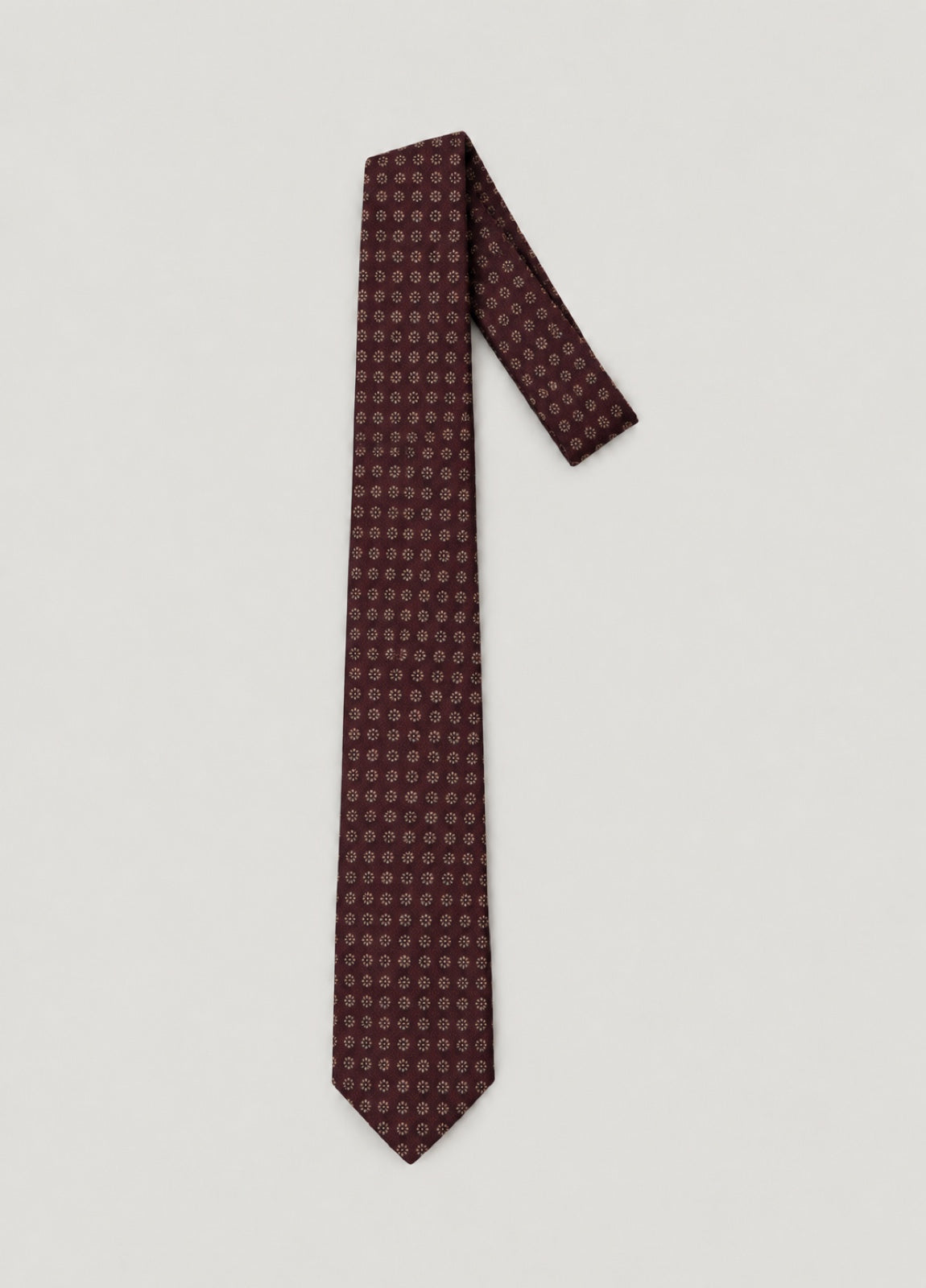 Corbata vestir dibujo flor burdeos, entera