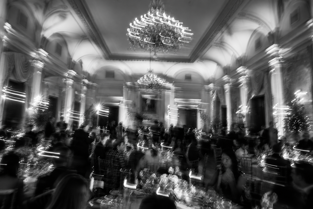 Salón del Club Furest, fotografía en blanco y negro