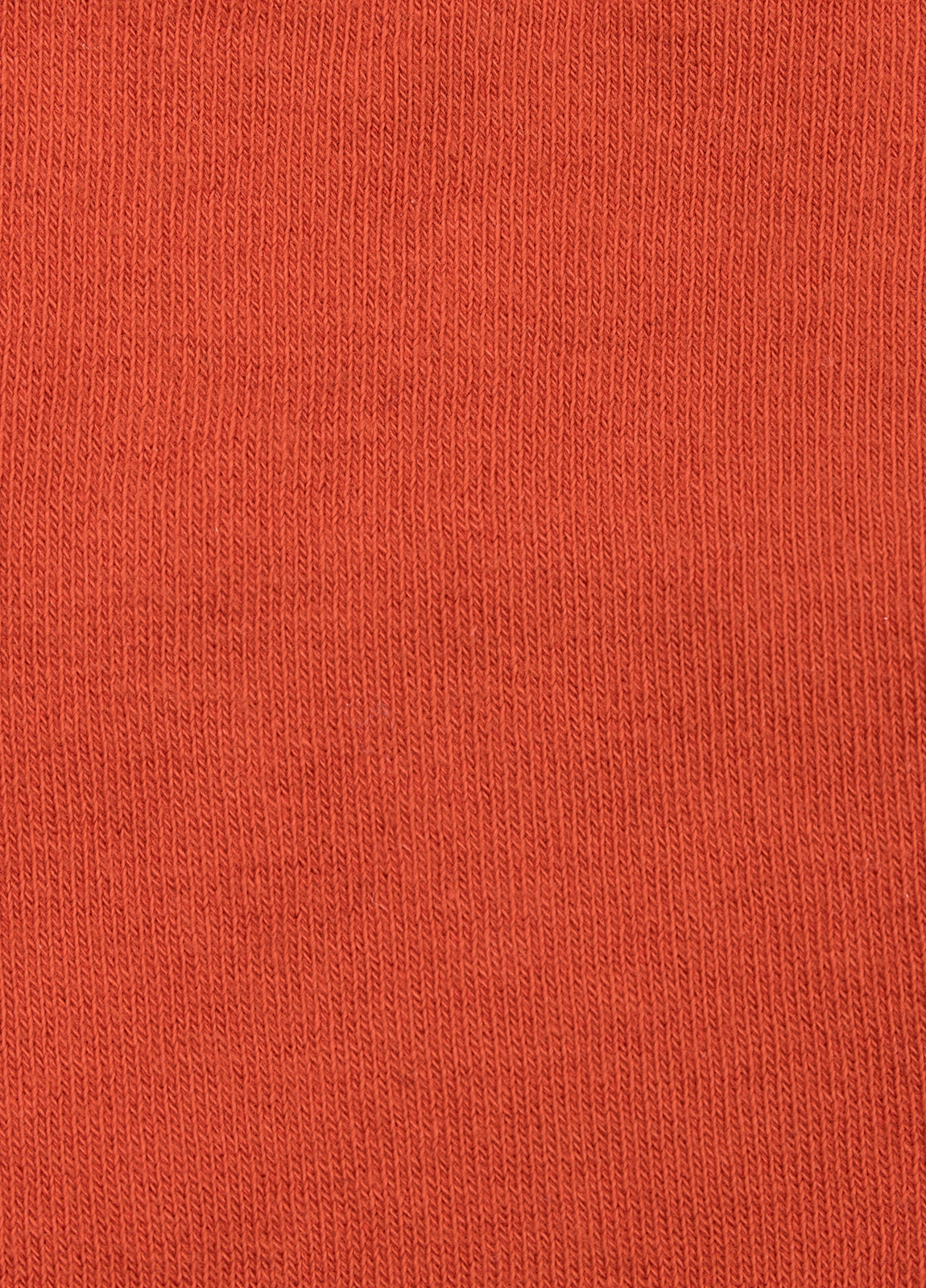 Calcetín corto liso rojo.