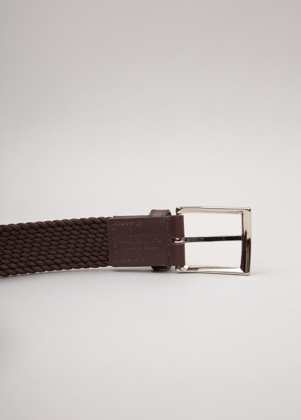 Cinturón trenzado marrón