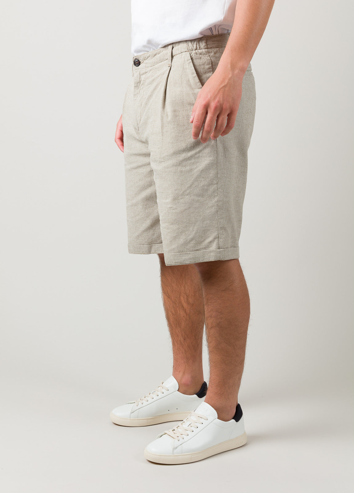 Bermuda pata de gallo beige