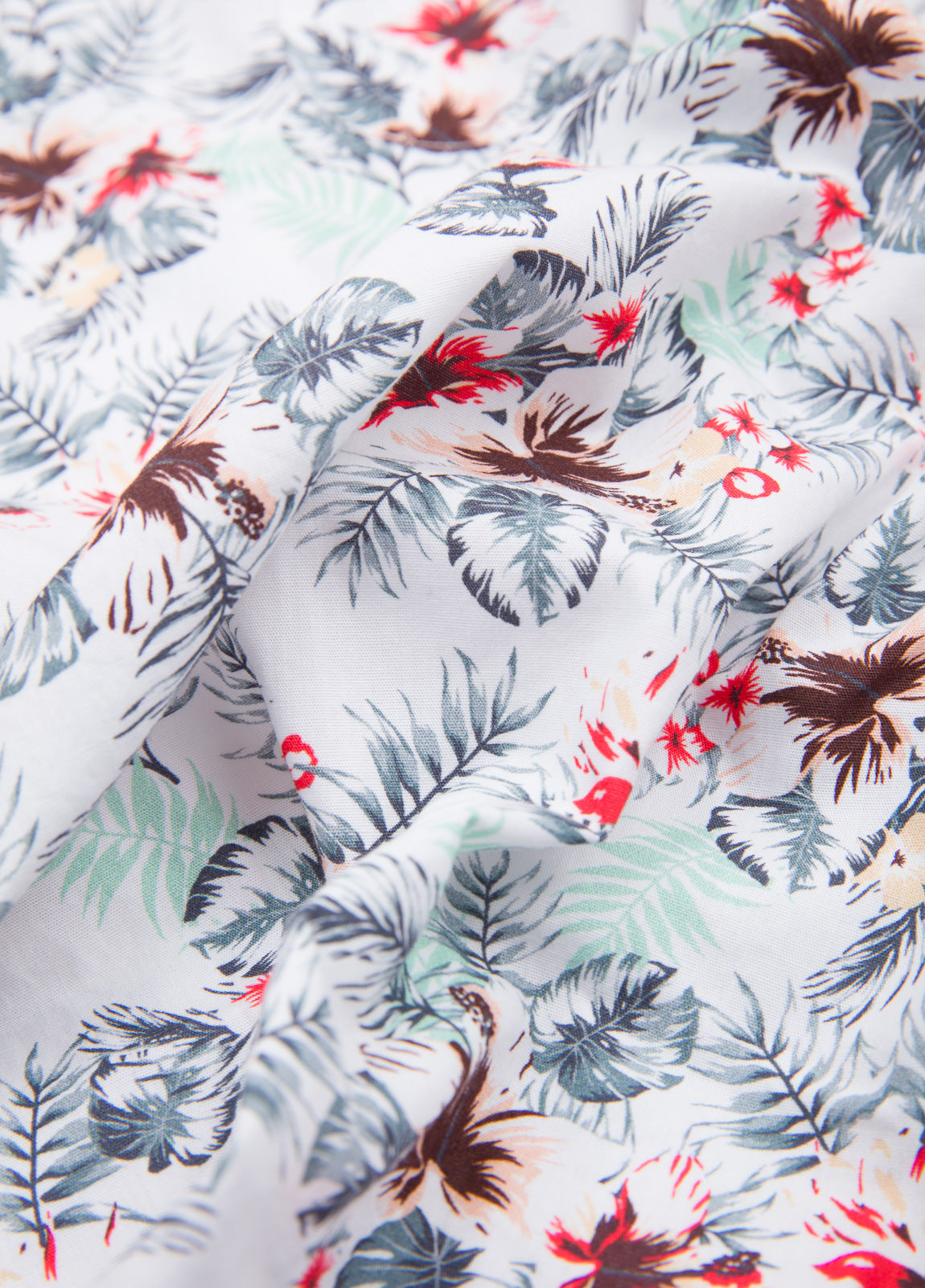 Short-sleeved sport shirt with floral design