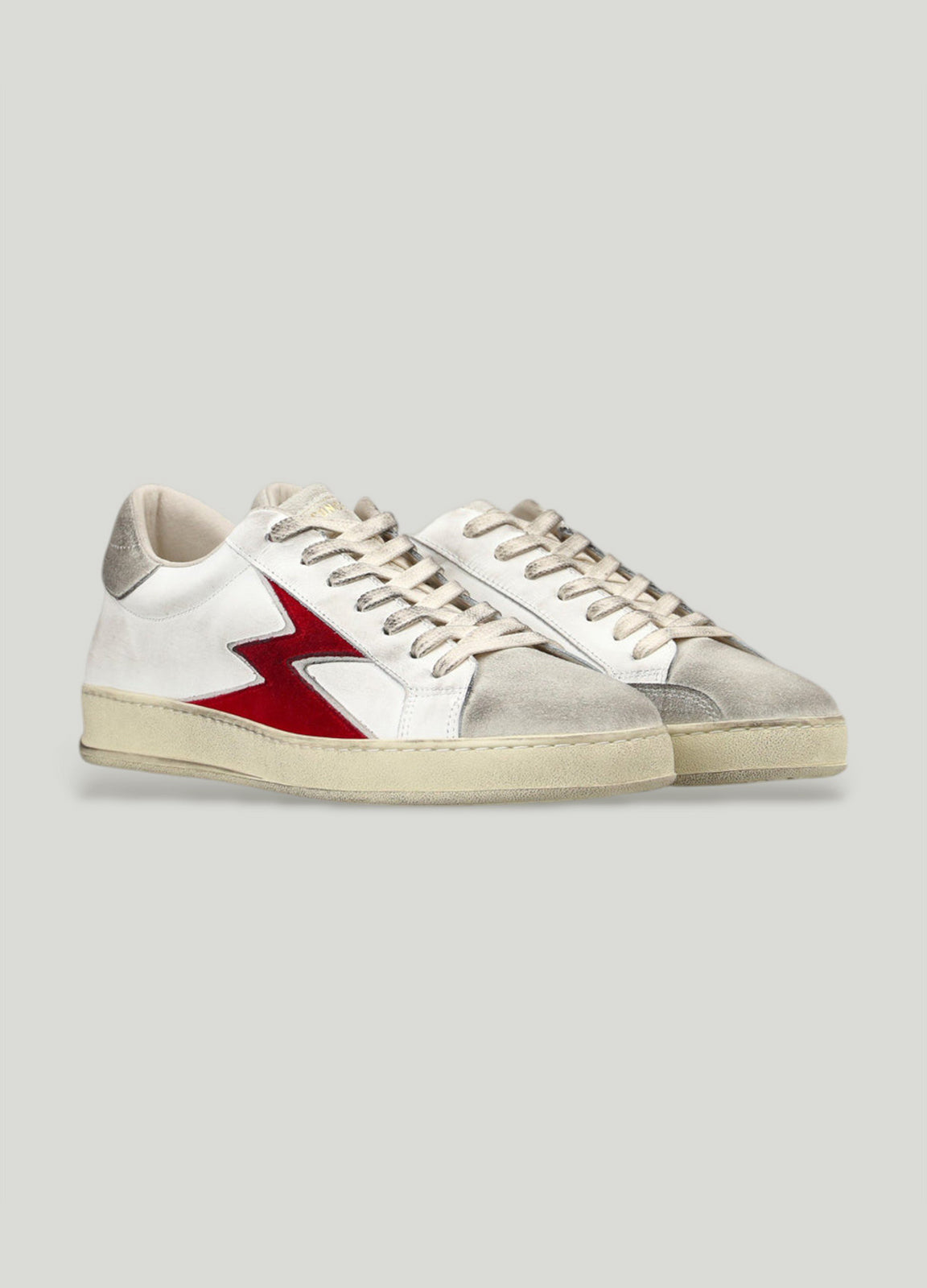 Calzado sport blanca y roja