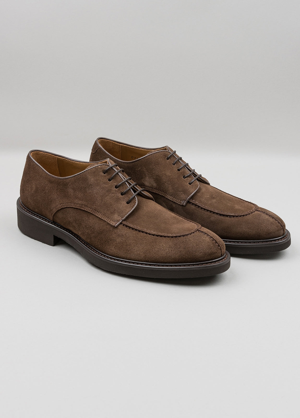 Zapato sport wear serraje marrón