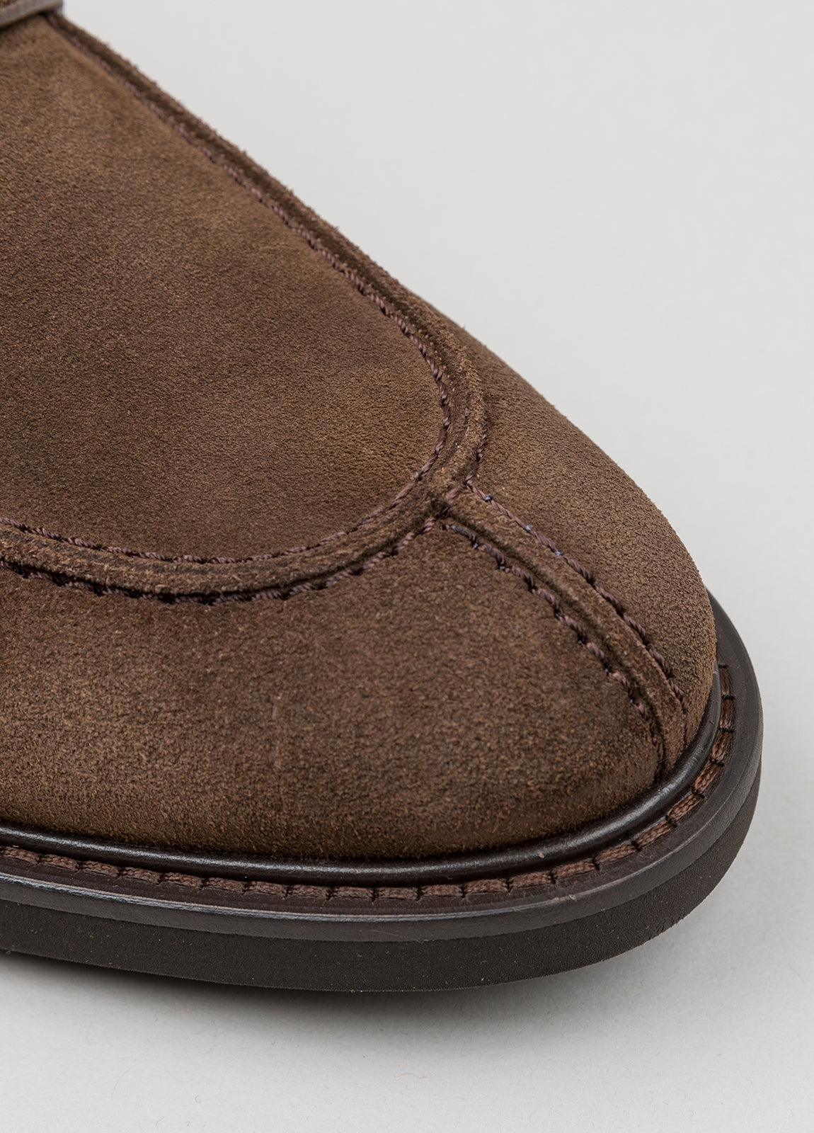 Zapato sport wear serraje marrón