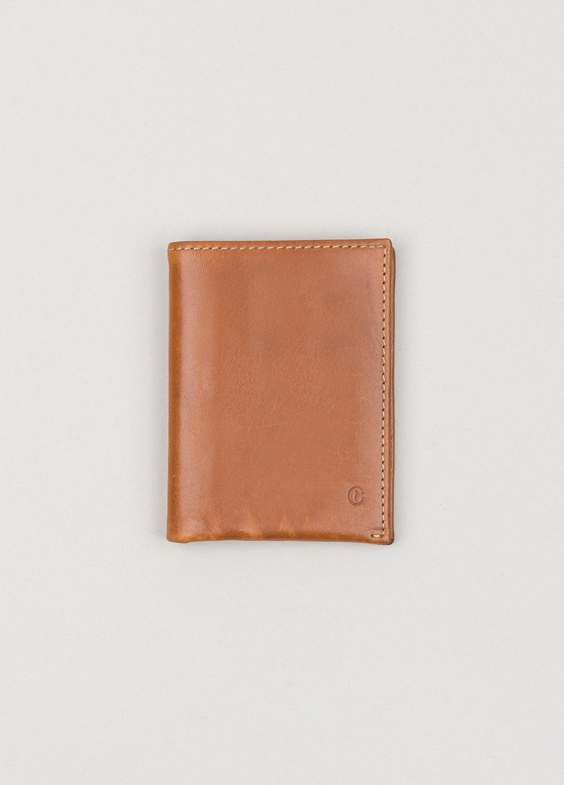 Billetero de piel color cognac