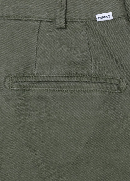 Pantalón chino regular kaki