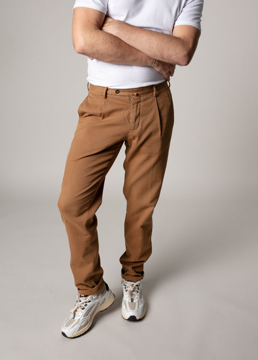 Micro corduroy pants in tan