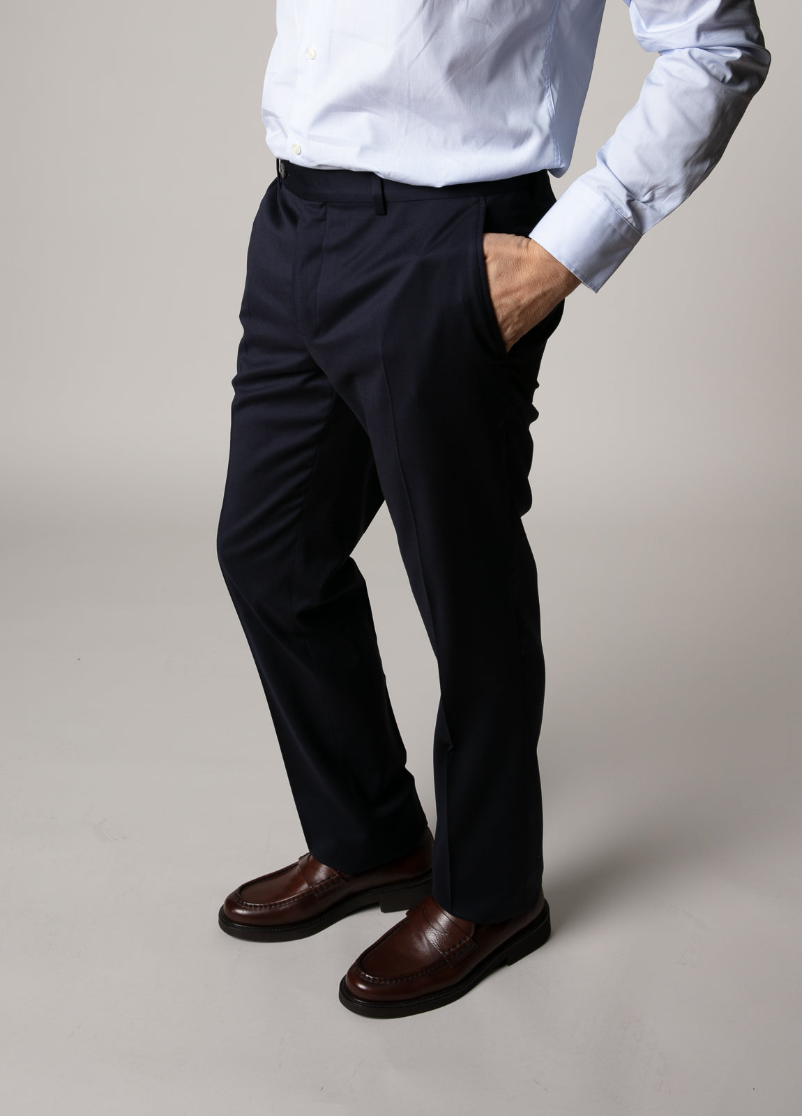 Traje liso marino