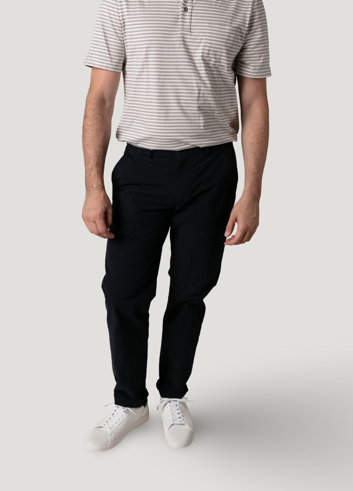 Pantalón casual chino marino