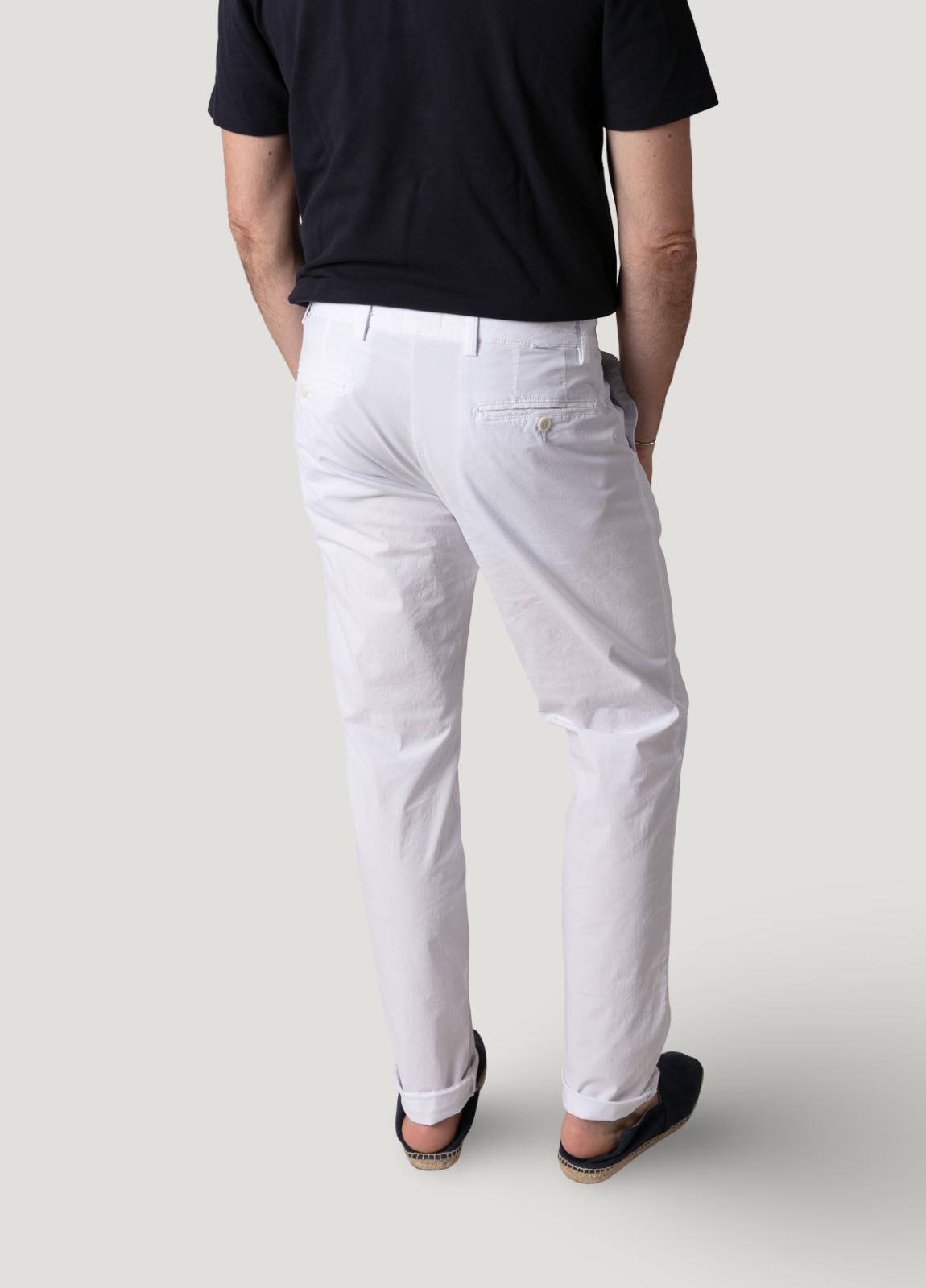 Pantalón casual chino blanco