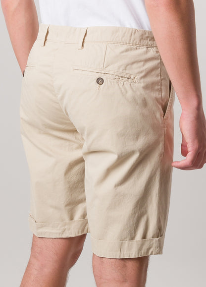 Bermuda algodón color beige.