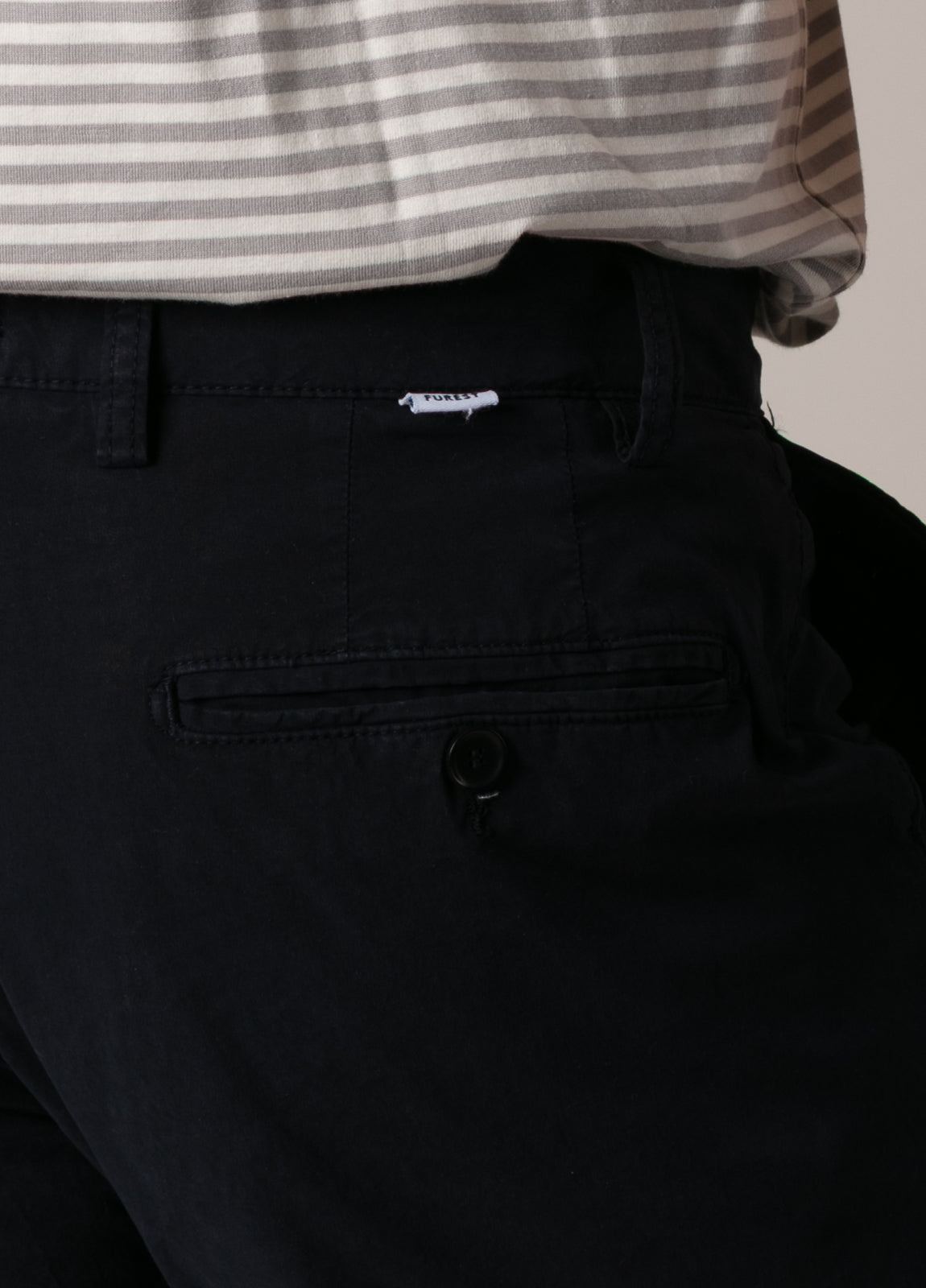 Pantalón casual chino marino