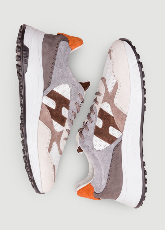 Zapatillas deportivas blanco, gris y marrón