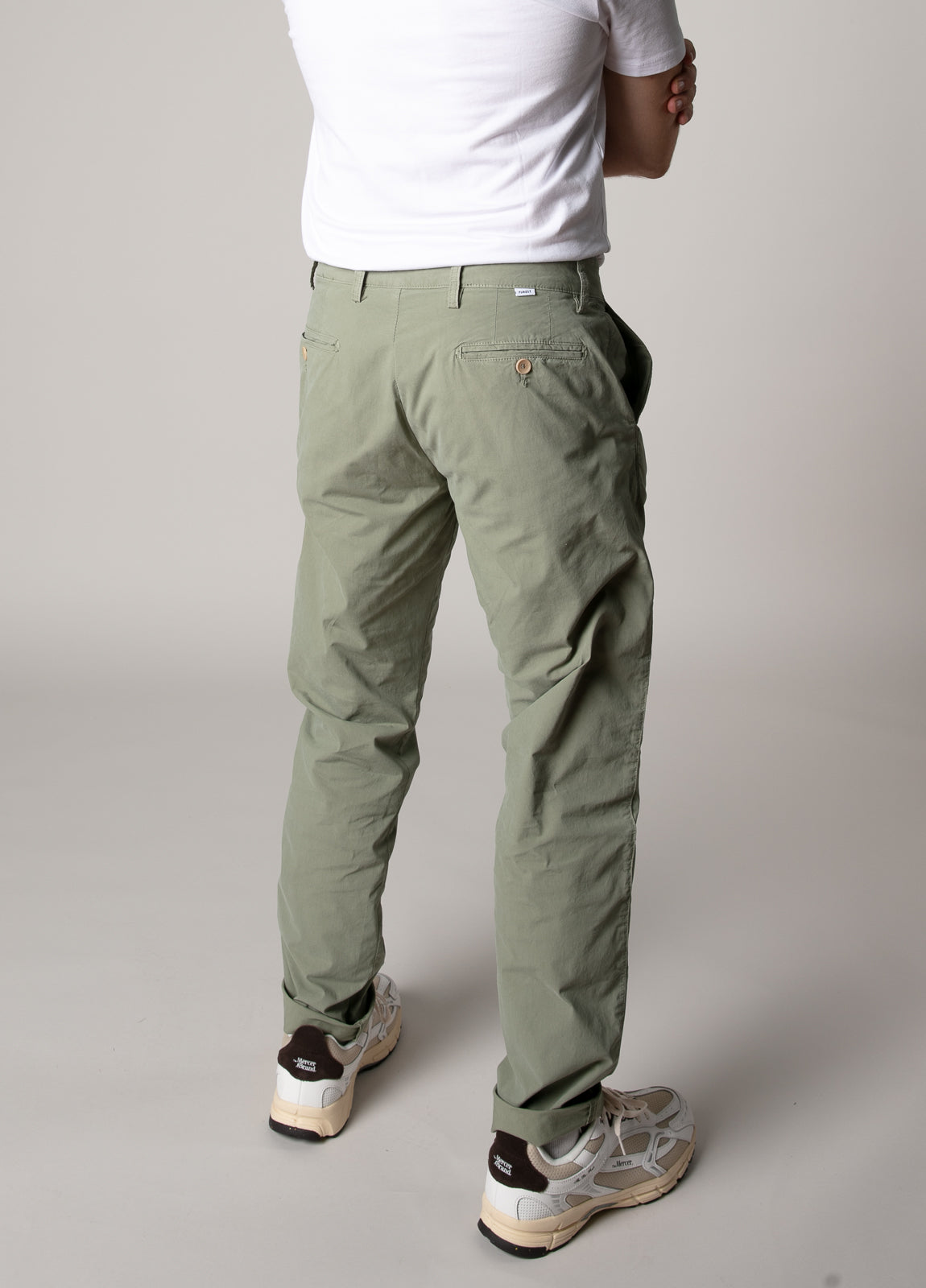 Pantalón chino recto kaki