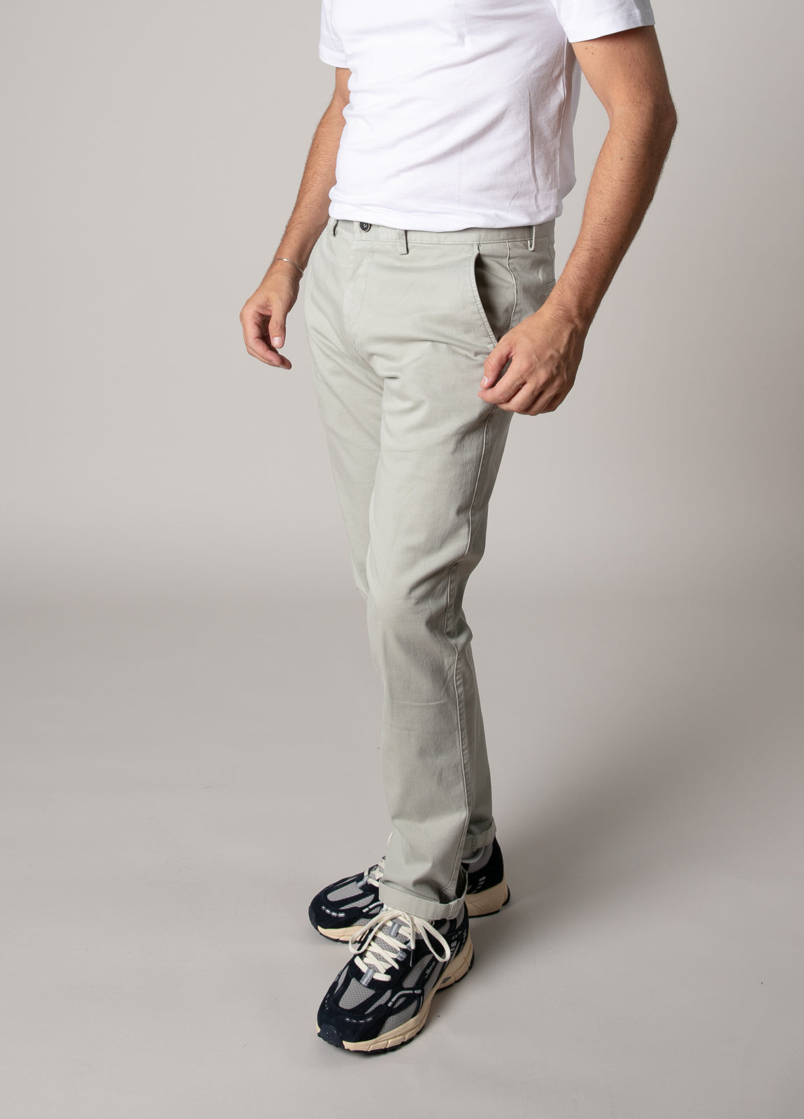 Pantalón chino gabardina verde
