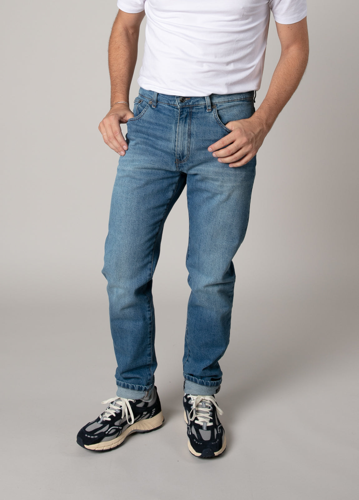 Pantalón tejano denim claro