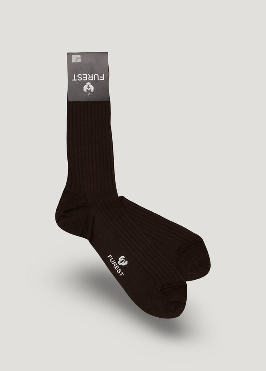 Short brown sock made of Scottish yarn