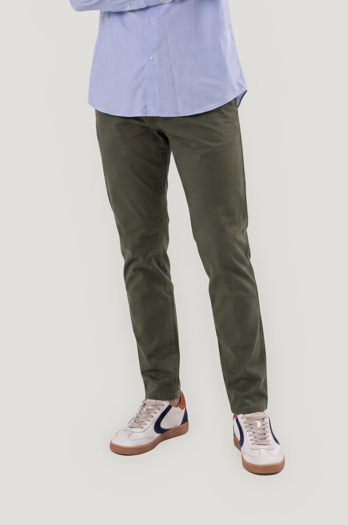 Pantalón casual chino verde