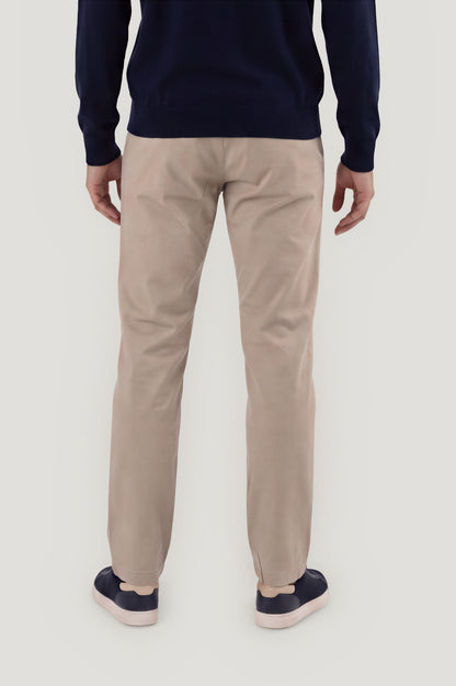 Pantalón chino regular beige