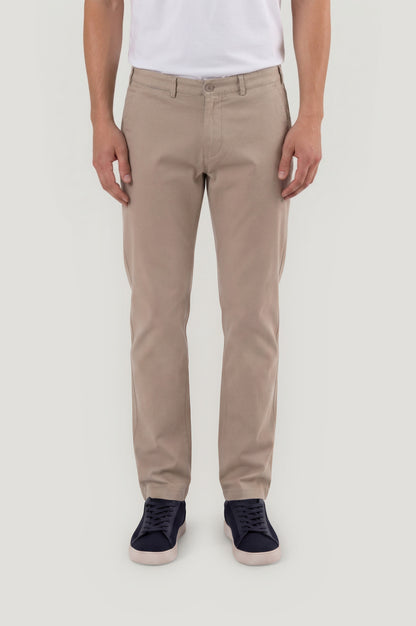 Pantalón chino regular beige